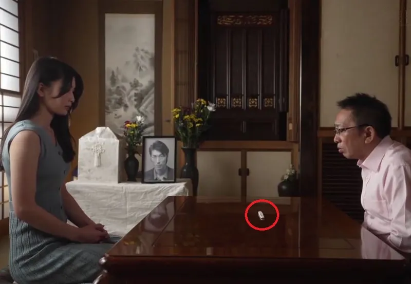 Một ngày sau tang lễ gã chồng, người tình của con trai đã bị bố anh xã ép quan hệ không bao đến mang thai